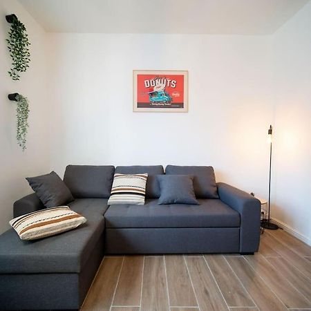 Fully Equiped Wifi Apartment Sleeps 6 Марсель Екстер'єр фото