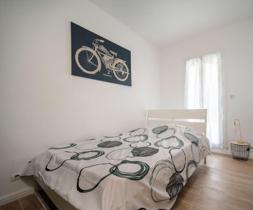 Fully Equiped Wifi Apartment Sleeps 6 Марсель Екстер'єр фото