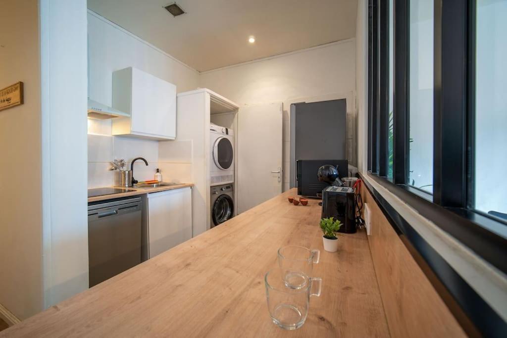 Fully Equiped Wifi Apartment Sleeps 6 Марсель Екстер'єр фото