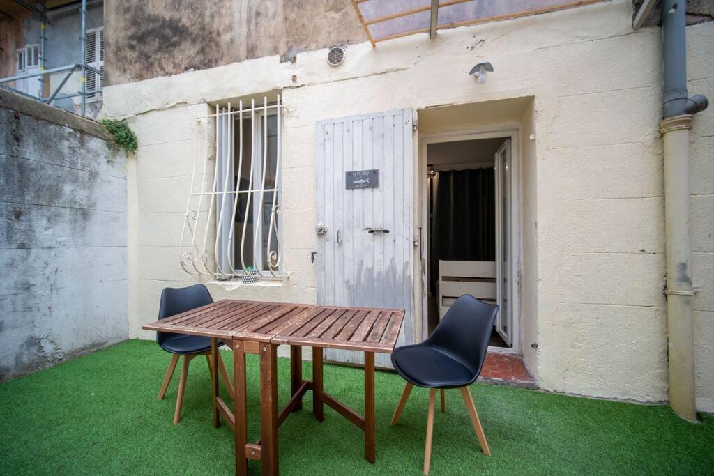 Fully Equiped Wifi Apartment Sleeps 6 Марсель Екстер'єр фото
